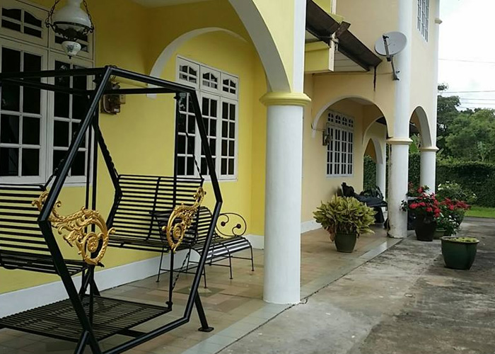 home stay murah sarawak